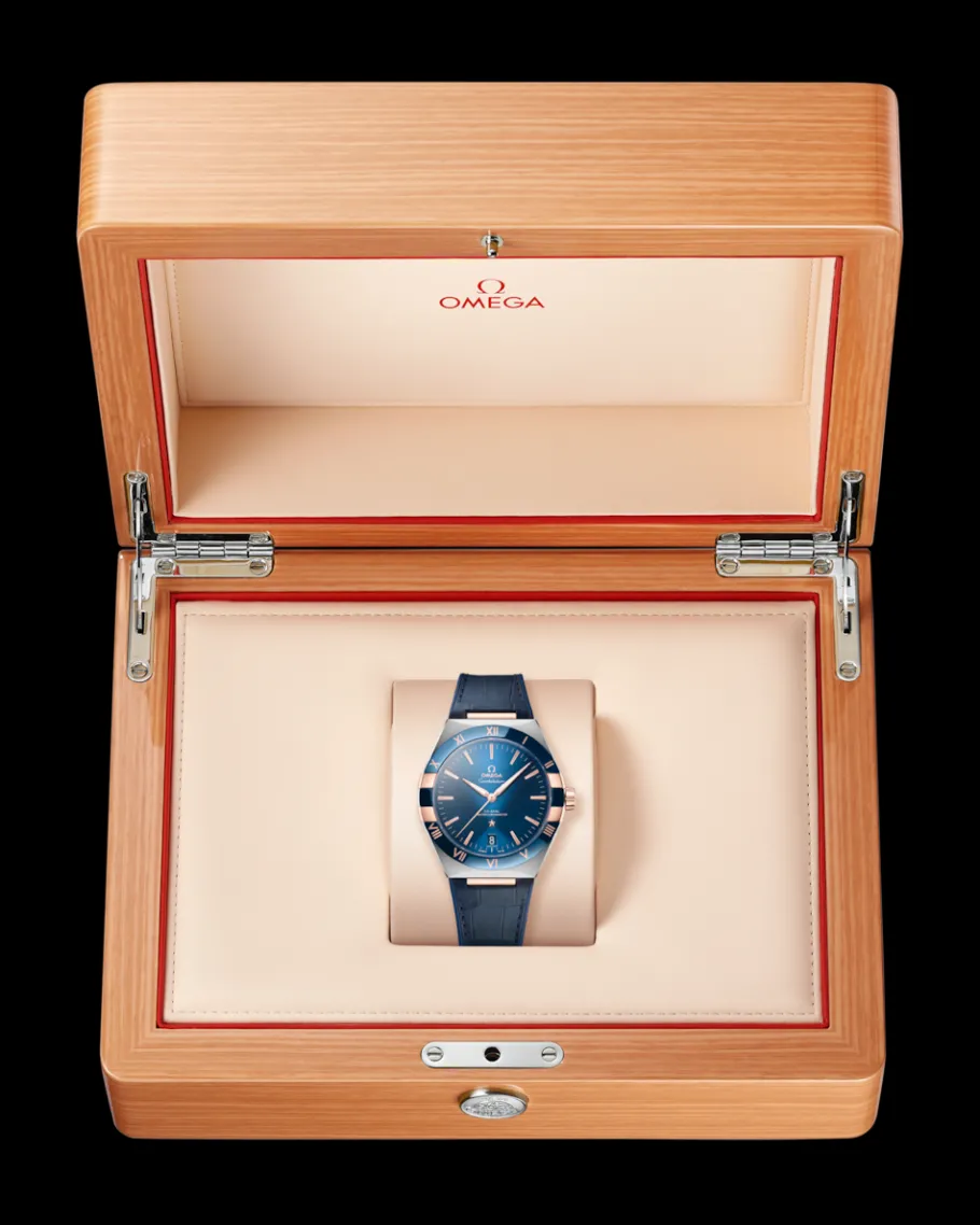 41 mm, acier ‑ or « Sedna™ » sur bracelet en cuir|OMEGA Fashion