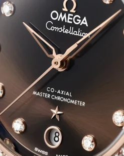 36 mm, acier ‑ or « Sedna™ » sur bracelet en cuir|OMEGA Sale