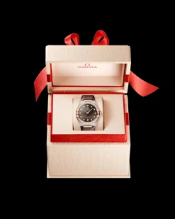 36 mm, acier ‑ or « Sedna™ » sur bracelet en cuir|OMEGA Sale