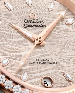 34 mm, acier ‑ or « Sedna™ » sur bracelet en cuir|OMEGA Outlet