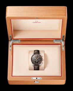 44,25 mm, acier ‑ or « Sedna™ » sur bracelet en cuir|OMEGA Sale