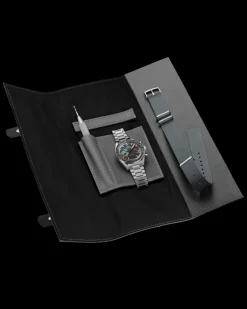 40,85 mm, acier sur acier|OMEGA Hot