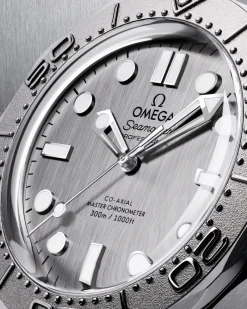 42 mm, acier sur bracelet caoutchouc|OMEGA New