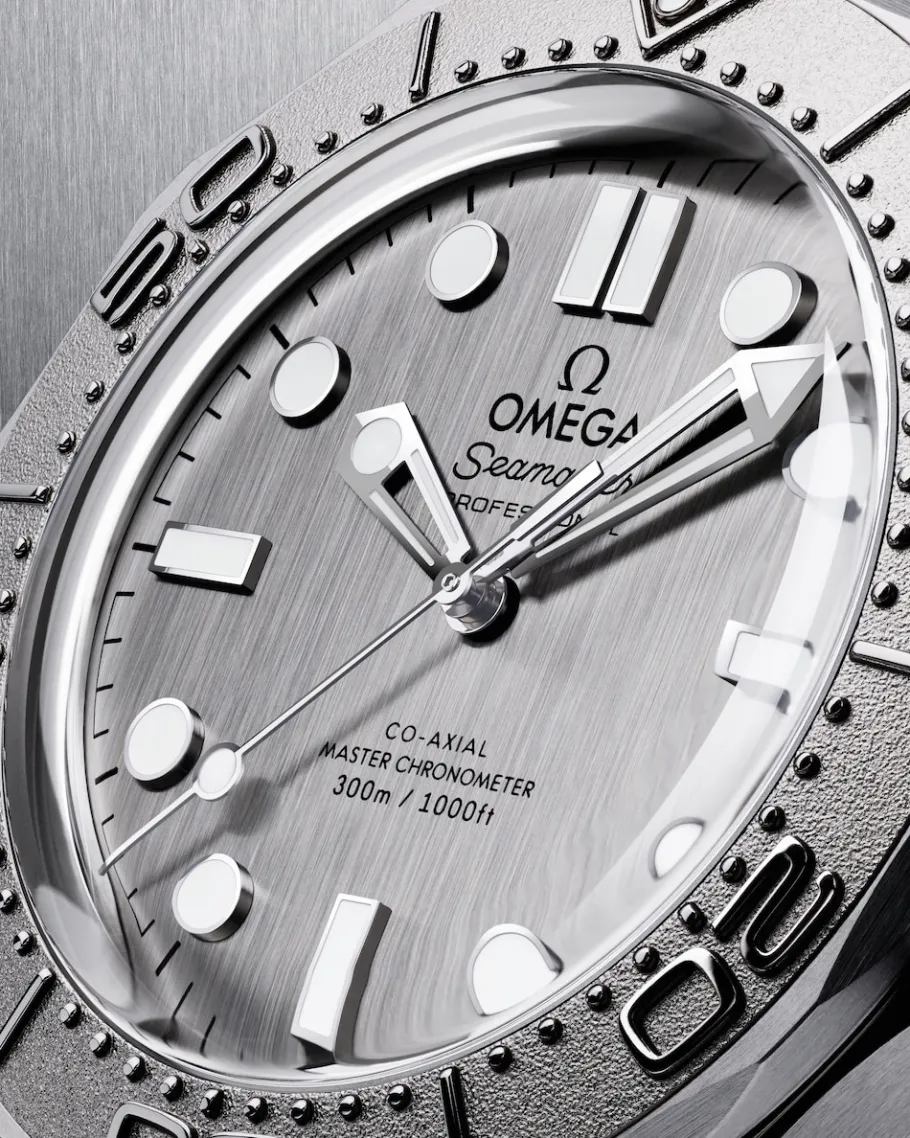 42 mm, acier sur bracelet caoutchouc|OMEGA New