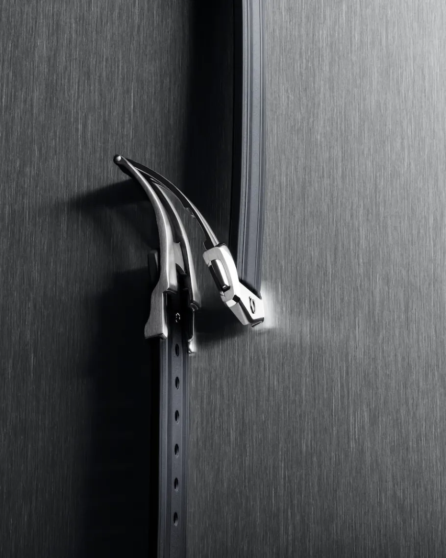 42 mm, acier sur bracelet caoutchouc|OMEGA New