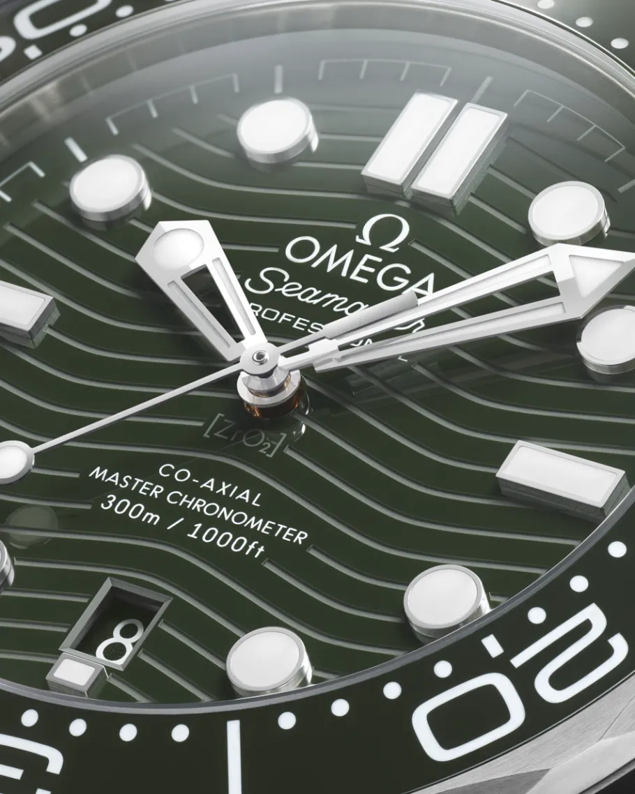 42 mm, acier sur bracelet caoutchouc|OMEGA Outlet