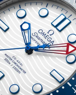 42 mm, acier sur bracelet caoutchouc|OMEGA Fashion