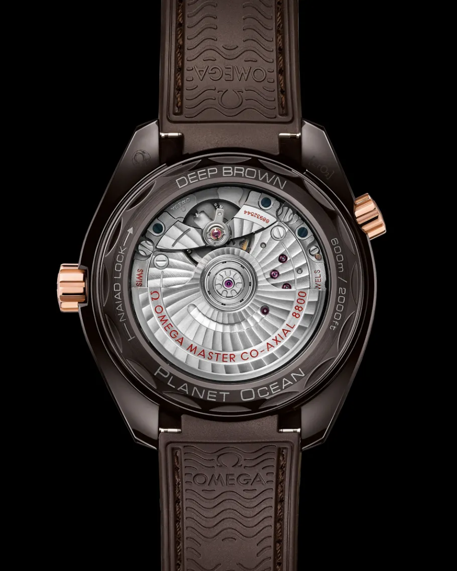 39,5 mm, céramique brune sur bracelet caoutchouc|OMEGA Online