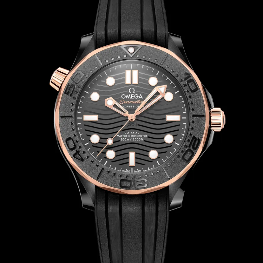 43,5 mm, céramique noire sur bracelet caoutchouc|OMEGA Hot