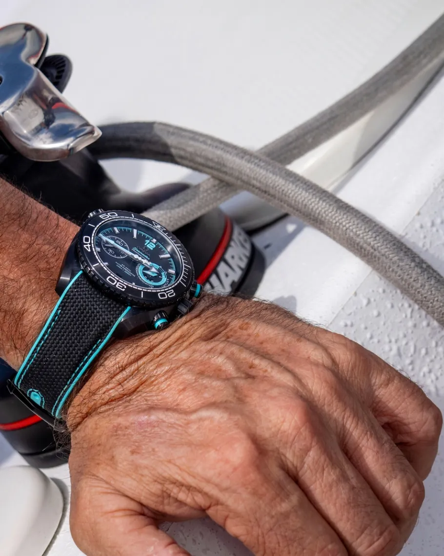 45,5 mm, céramique noire sur bracelet caoutchouc|OMEGA Outlet