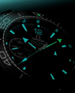 45,5 mm, céramique noire sur bracelet caoutchouc|OMEGA Outlet