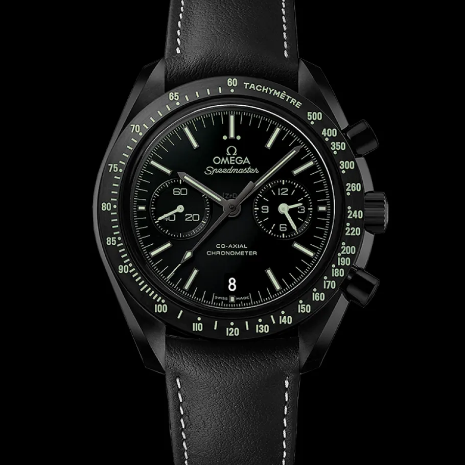 44,25 mm, céramique noire sur bracelet en cuir|OMEGA Online