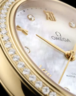 34 mm, or jaune sur bracelet en cuir|OMEGA Sale
