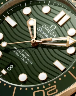 42 mm, or Moonshine™ sur bracelet caoutchouc|OMEGA Discount