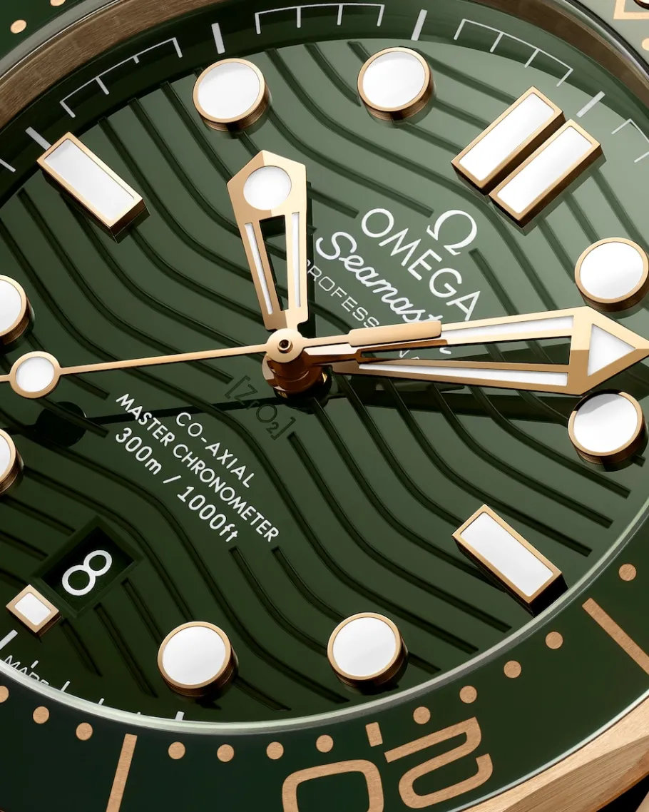 42 mm, or Moonshine™ sur bracelet caoutchouc|OMEGA Discount