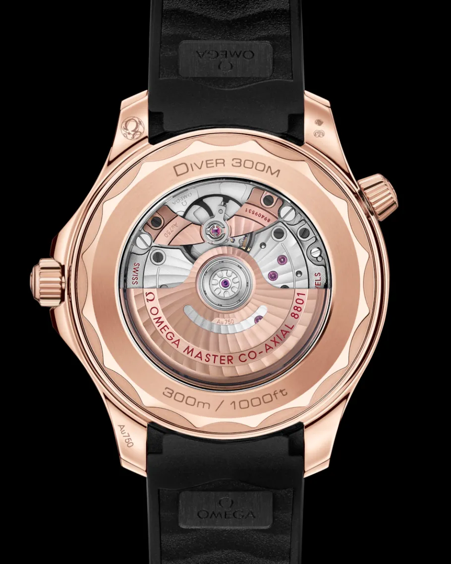 42 mm, or Sedna™ sur bracelet caoutchouc|OMEGA New