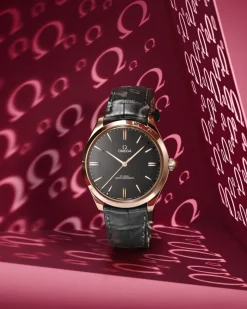 40 mm, or Sedna™ sur bracelet en cuir|OMEGA Best