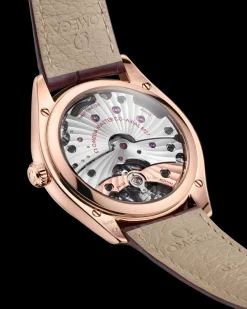 40 mm, or Sedna™ sur bracelet en cuir|OMEGA Clearance