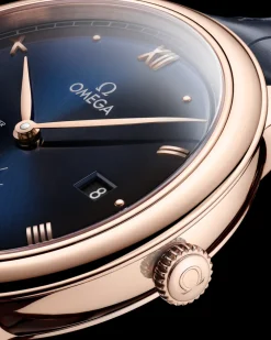 41 mm, or Sedna™ sur bracelet en cuir|OMEGA Online