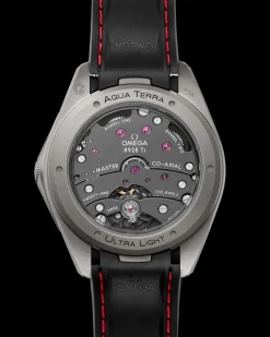 41 mm, titane sur bracelet caoutchouc|OMEGA Clearance