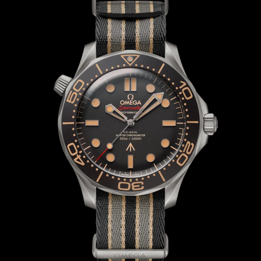 42 mm, titane sur bracelet NATO|OMEGA Best