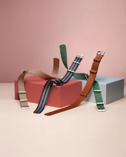 Polyamide, noir et gris à 5 rayures|OMEGA Fashion